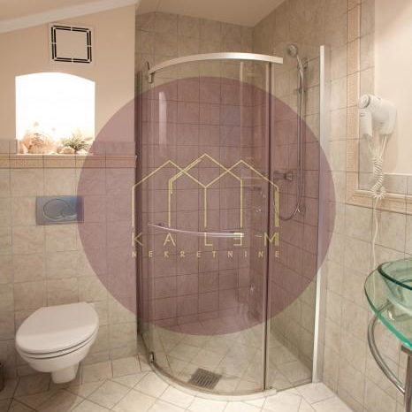 Lokal na prodaju, Centar, Vrnjačka Banja, 288m², 2.000.000 €