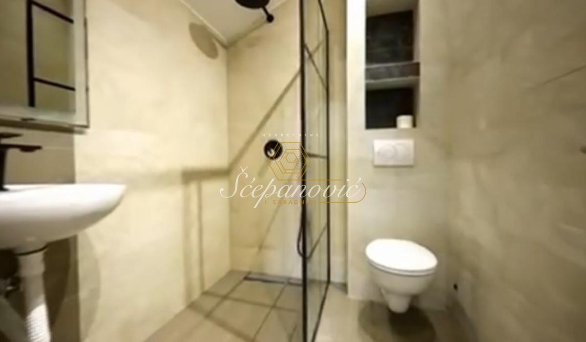 lokali-izdavanje-beograd-ZDFMHFKzIo Kuća na prodaju, Čigota, Zlatibor, 116m², 225.000 €