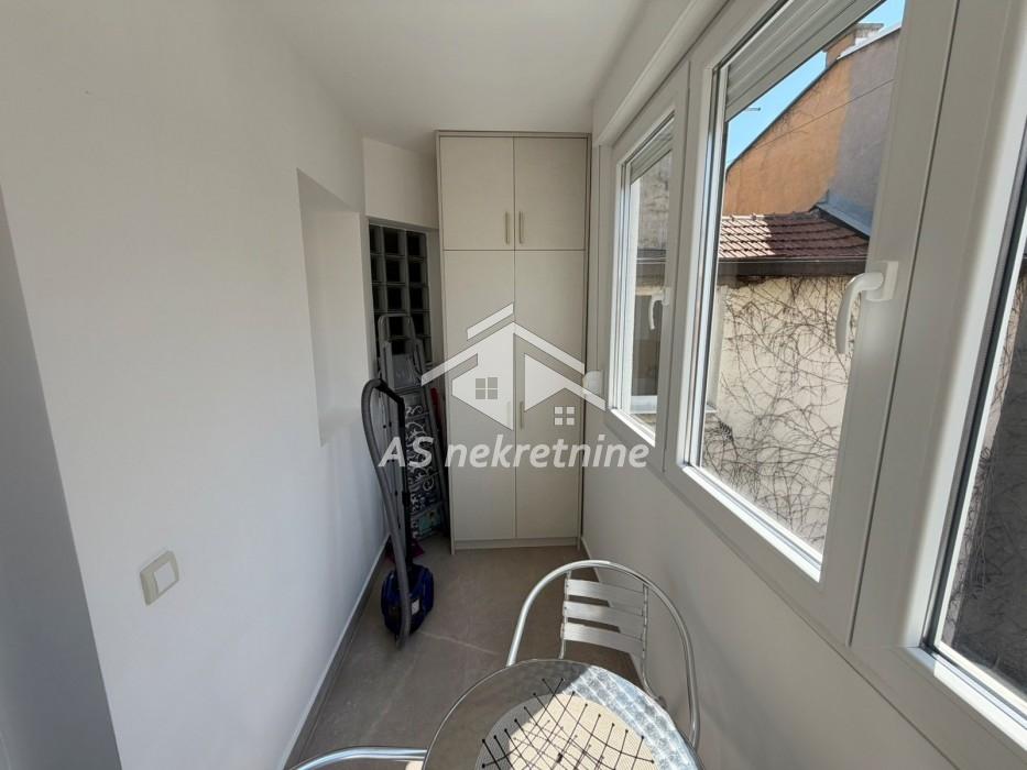 Dvosoban stan za izdavanje, Hram Svetog Save, Beograd, 54m², 2. sprat, 850 €/mes