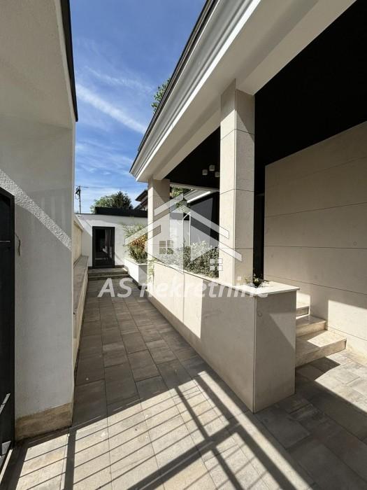 lokali-izdavanje-beograd-bom3U5tmCU Petosoban stan za izdavanje, Senjak, Beograd, 200m², 3.100 €/mes