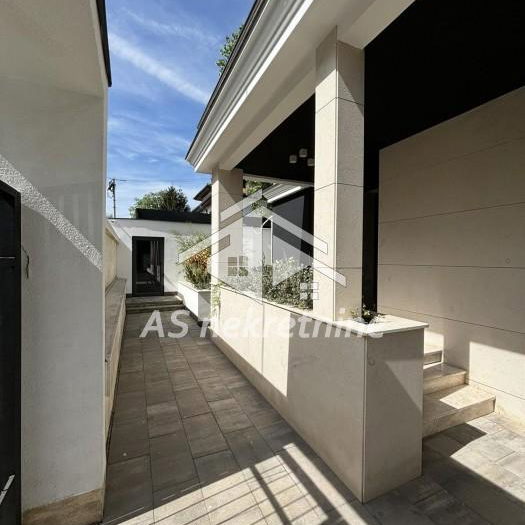 Petosoban stan za izdavanje, Senjak, Beograd, 200m², 3.100 €/mes