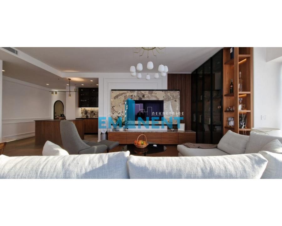 Četvorosoban stan na prodaju, Blok 65, Beograd, 123m², 713.400 €