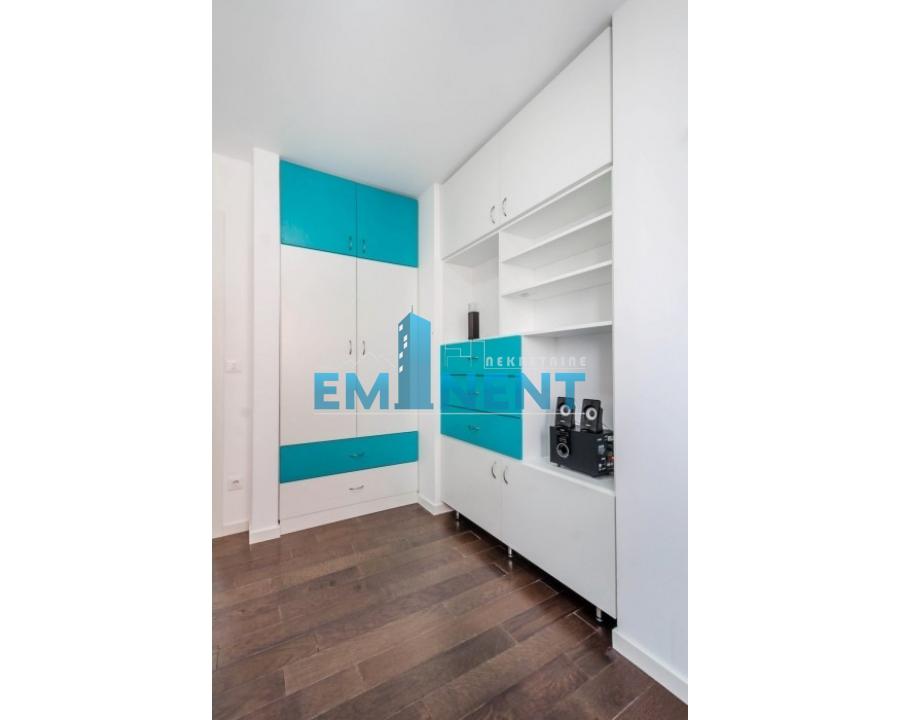 lokali-izdavanje-beograd-dBvNWH7jqM Trosoban stan za izdavanje, A Blok – Blok 67a, Beograd, 60m², 1.280 €/mes
