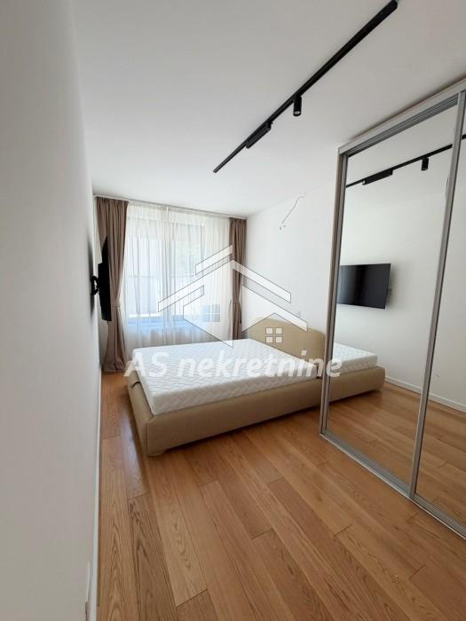 Stan Izdavanje Beograd Crveni Krst Vračar 125 m2