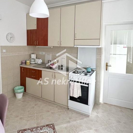 Stan Izdavanje Beograd Kalenić Pijaca 67 m2