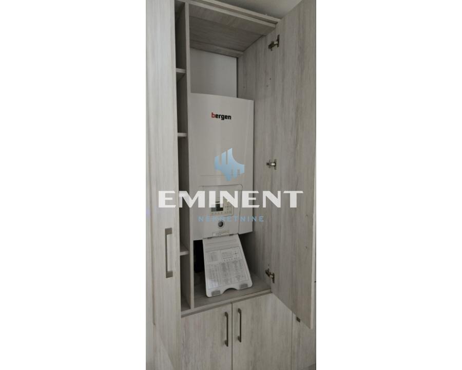 lokali-izdavanje-beograd-hWHxxyzDEH Trosoban stan za izdavanje, Đeram Pijaca, Beograd, 62m², 1.000 €/mes
