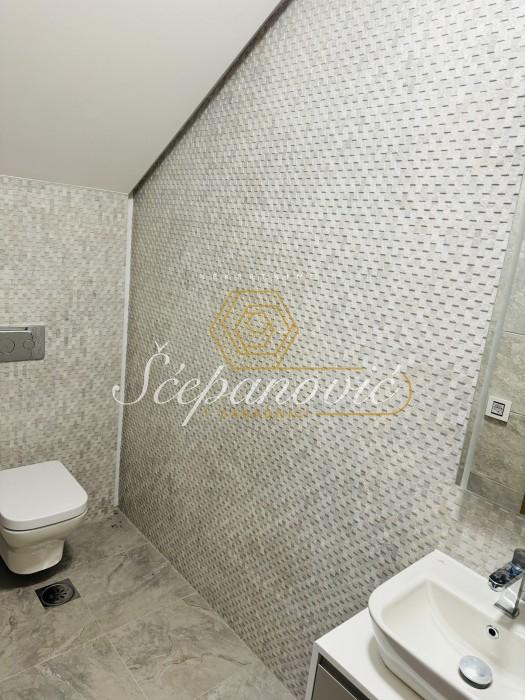 Stan Izdavanje Novi Sad Popovica 181 m2