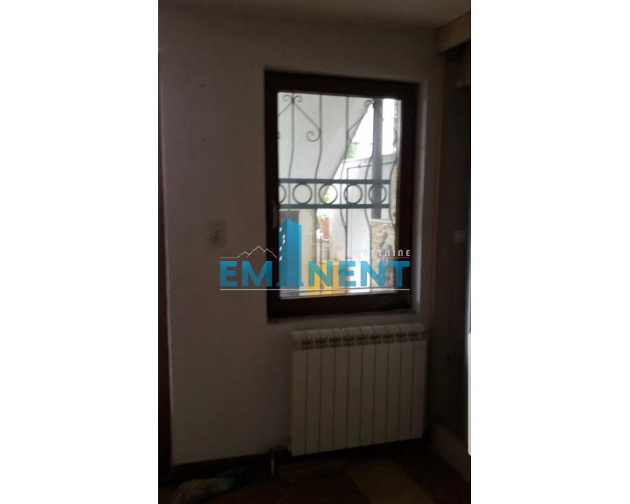 Kuća Izdavanje Beograd Dedinje 220 m2