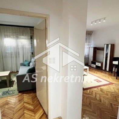 Stan Izdavanje Beograd Blok 33 - Geneks 62 m2