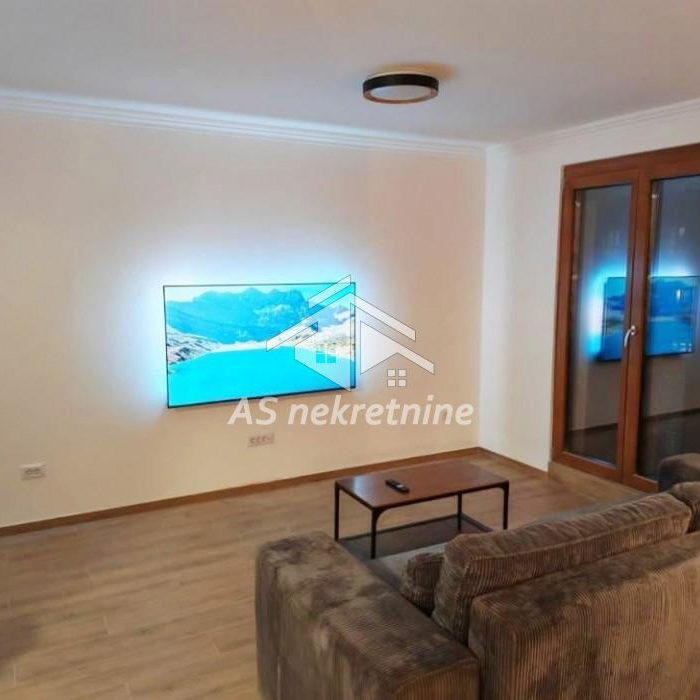 Stan Izdavanje Beograd Autokomanda 77 m2
