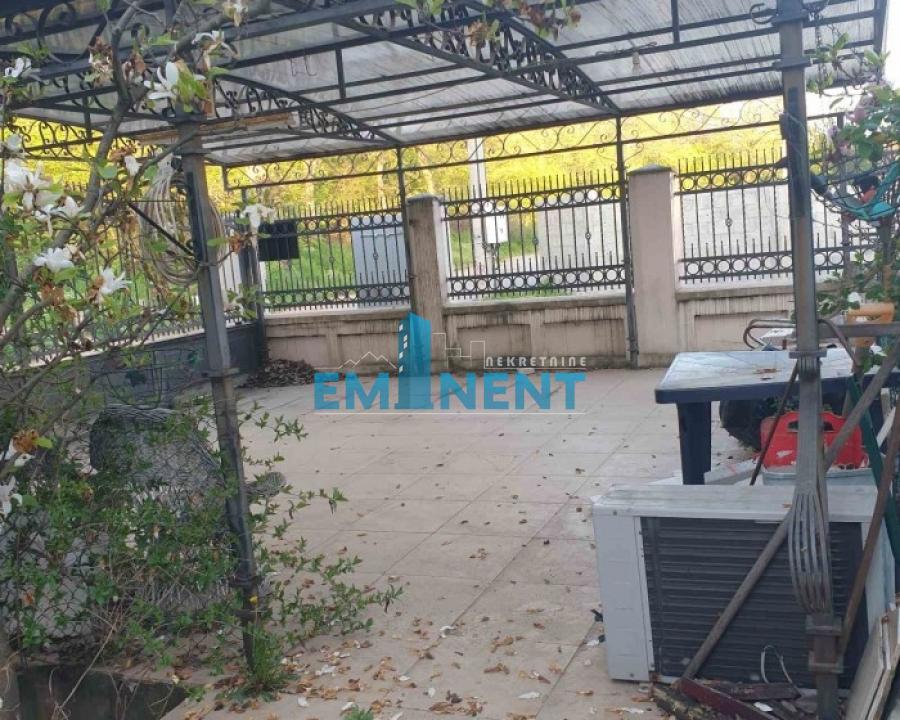 Kuća Prodaja Inđija  150 m2
