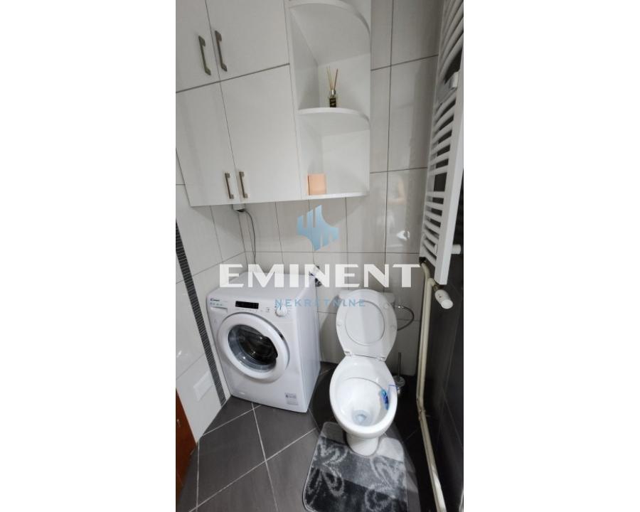 Trosoban stan za izdavanje, Južni Bulevar, Beograd, 64m², 1.000 €/mes