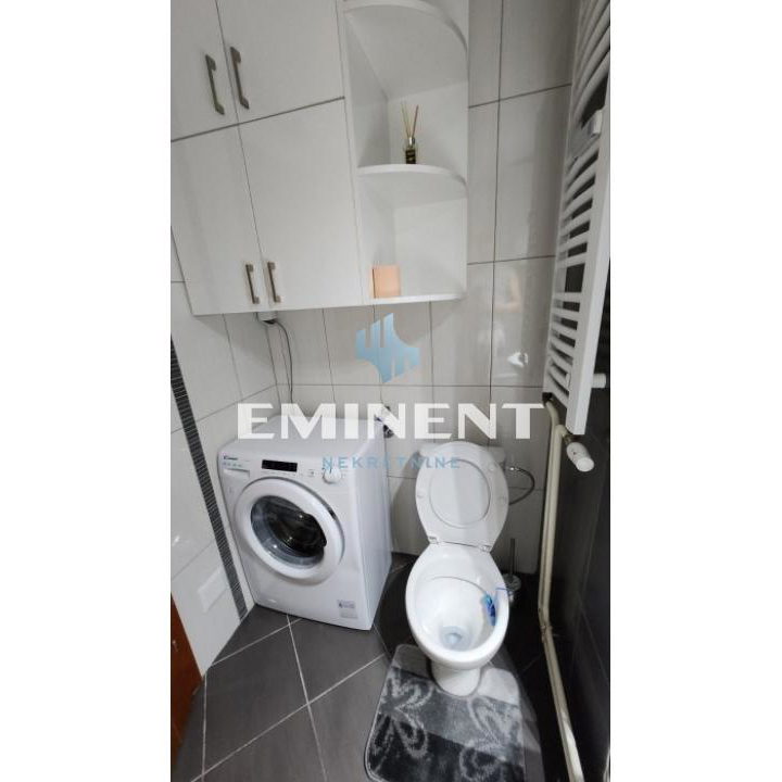 Trosoban stan za izdavanje, Južni Bulevar, Beograd, 64m², 1.000 €/mes