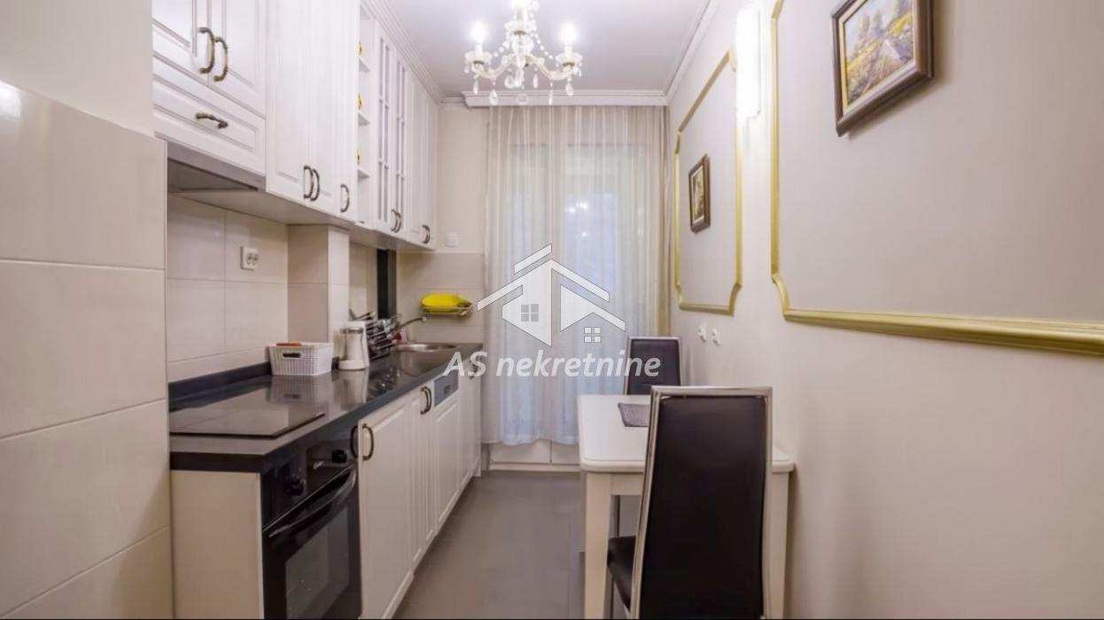 lokali-izdavanje-beograd-rvtu68tgsd Dvosoban stan na prodaju, Skadarlija, Beograd, 62m², 295.000 €
