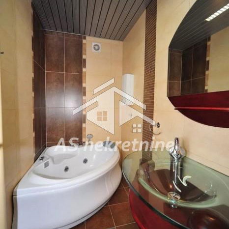 Trosoban stan za izdavanje, Blok 22, Beograd, 80m², 2. sprat, 1.000 €/mes