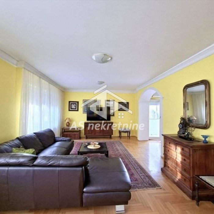 Stan Prodaja Beograd Dedinje 140 m2