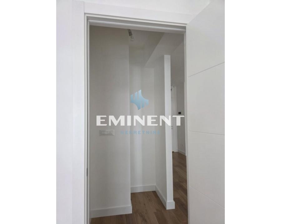 Stan Izdavanje Beograd Blok 65 54 m2