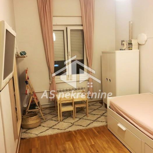 Stan Izdavanje Beograd Kalenić Pijaca 50 m2