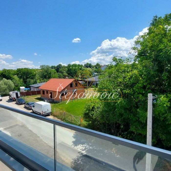Četvorosoban stan na prodaju, Alibegovac, Novi Sad, 78m², 160.000 €