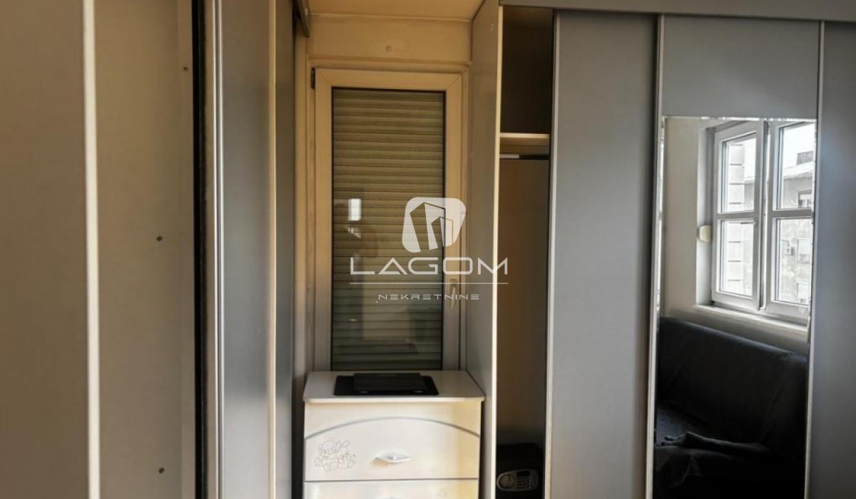 Trosoban stan na prodaju, Vojvode Stepe, Beograd, 93m², 314.000 €