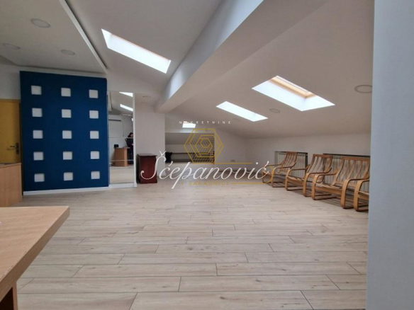Lokal Izdavanje Novi Sad  92 m2