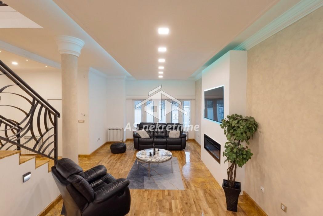 Kuća Izdavanje Beograd Jajinci 417 m2