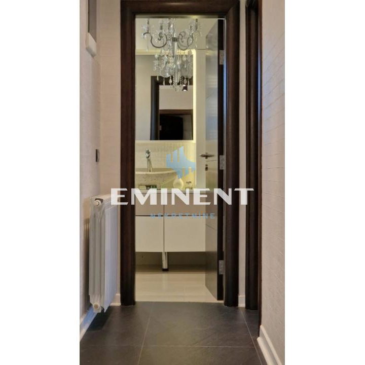 Kuća na prodaju, Surčin, Beograd, 345m², 450.000 €