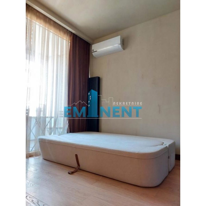 Stan Izdavanje Beograd  50 m2
