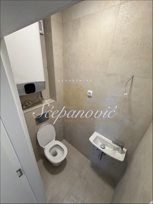 lokali-izdavanje-nahgHFKOfo Stan Prodaja Novi Sad 72 m2