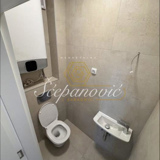 Stan Prodaja Novi Sad  72 m2