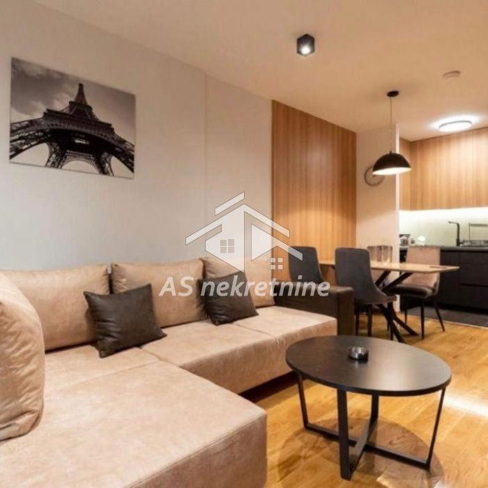 Stan Izdavanje Beograd Južni Bulevar 55 m2