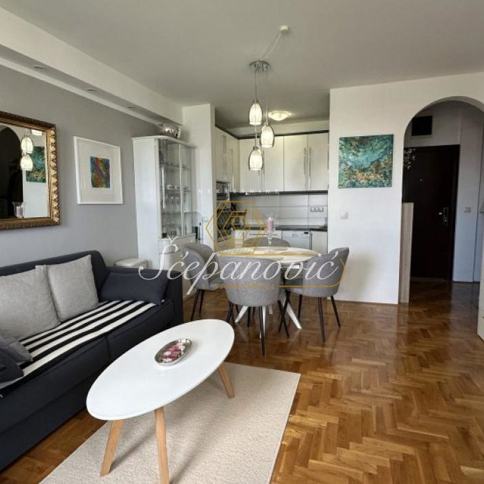 Stan Prodaja Novi Sad  47 m2