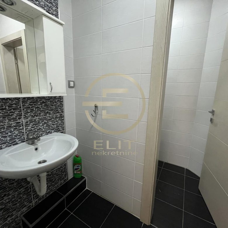 Lokal na prodaju, Grbavica, Novi Sad, 229m², 452.000 €