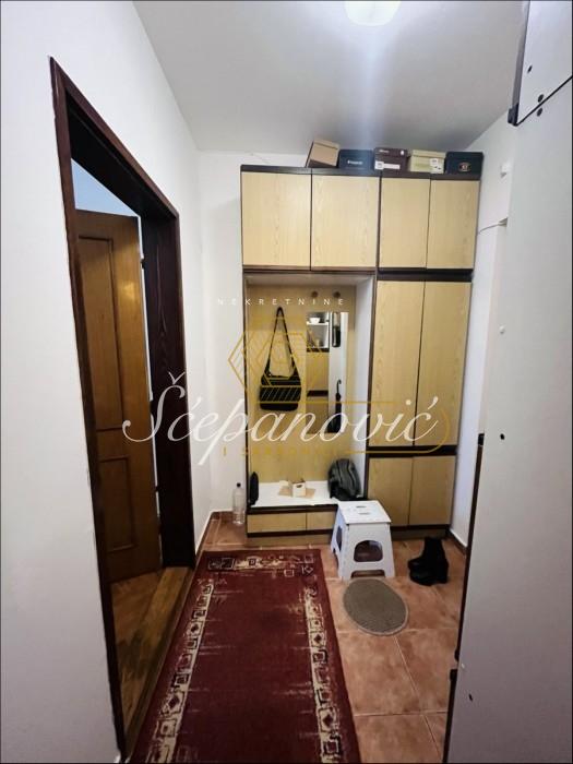 lokali-izdavanje-vErQLcD8FD Trosoban stan na prodaju, Centar, Novi Sad, 55m², 154.500 €