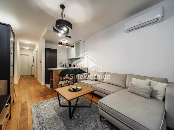 Stan Izdavanje Beograd Vukov Spomenik 40 m2