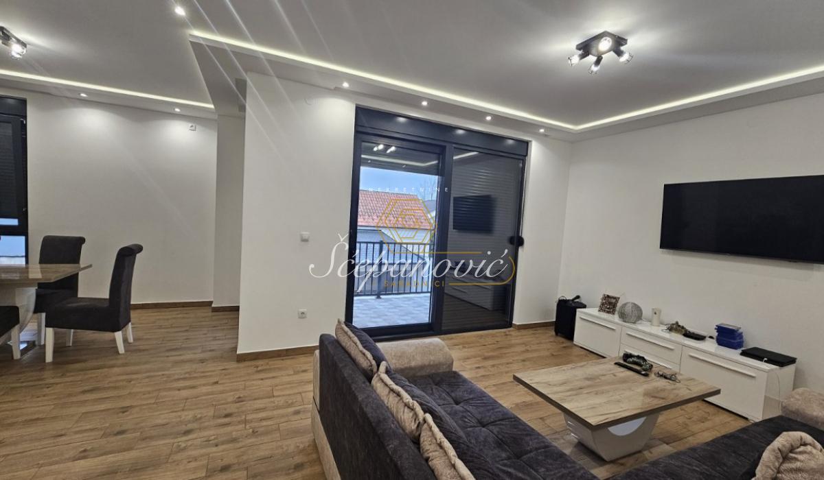 Kuća na prodaju, Južni Telep, Novi Sad, 235m², 465.000 €