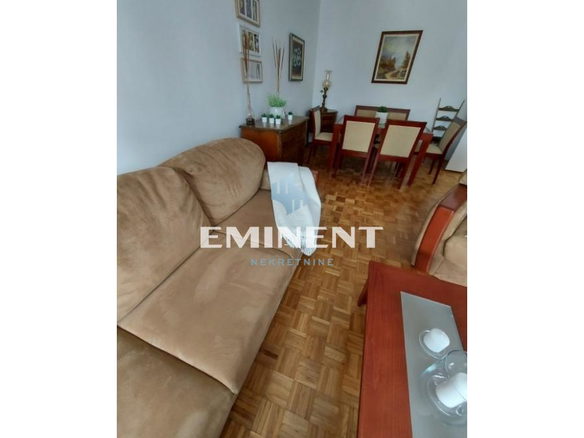 Stan Izdavanje Beograd Slavija 65 m2
