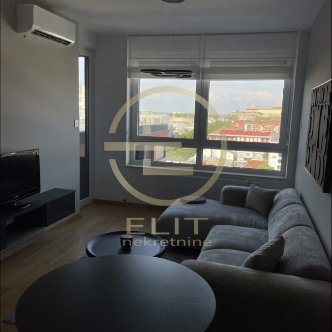 Dvosoban stan za izdavanje, Centar, Novi Sad, 40m², 900 €/mes