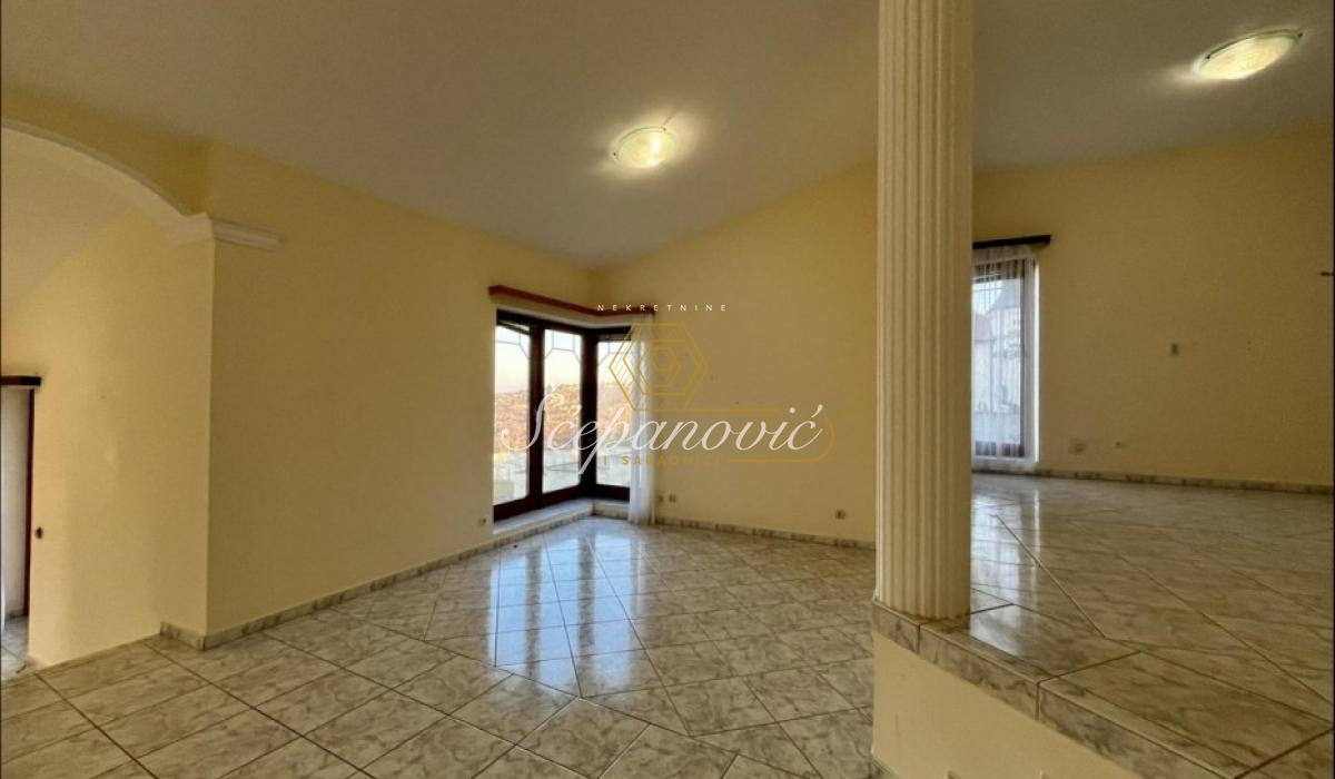 Kuća Prodaja Novi Sad Popovica 268 m2