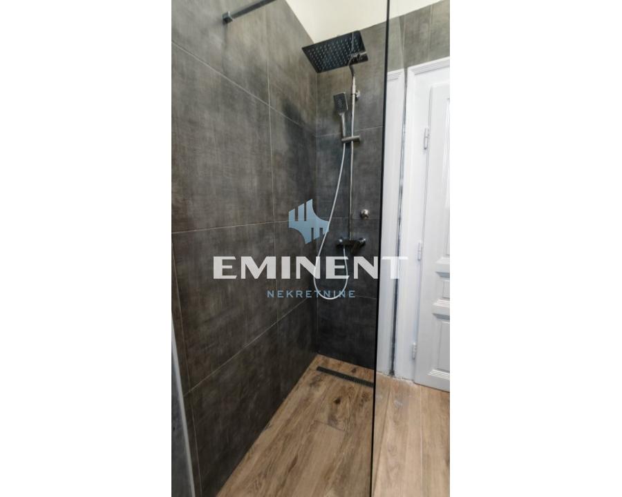 lokali-izdavanje-xpsPKNWm9u Trosoban stan za izdavanje, Centar, Beograd, 62m², 900 €/mes