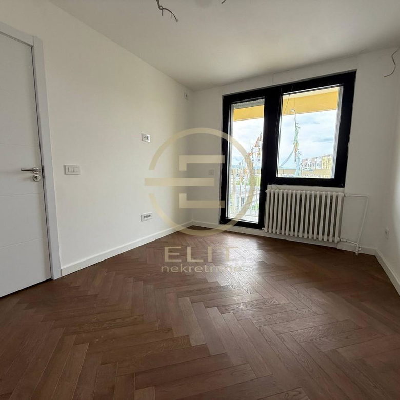 Petosoban stan na prodaju, Liman, Novi Sad, 100m², 310.000 €
