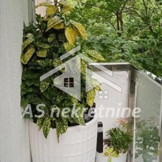 Dvosoban stan za izdavanje, Skupština, Beograd, 67m², 1.080 €/mes