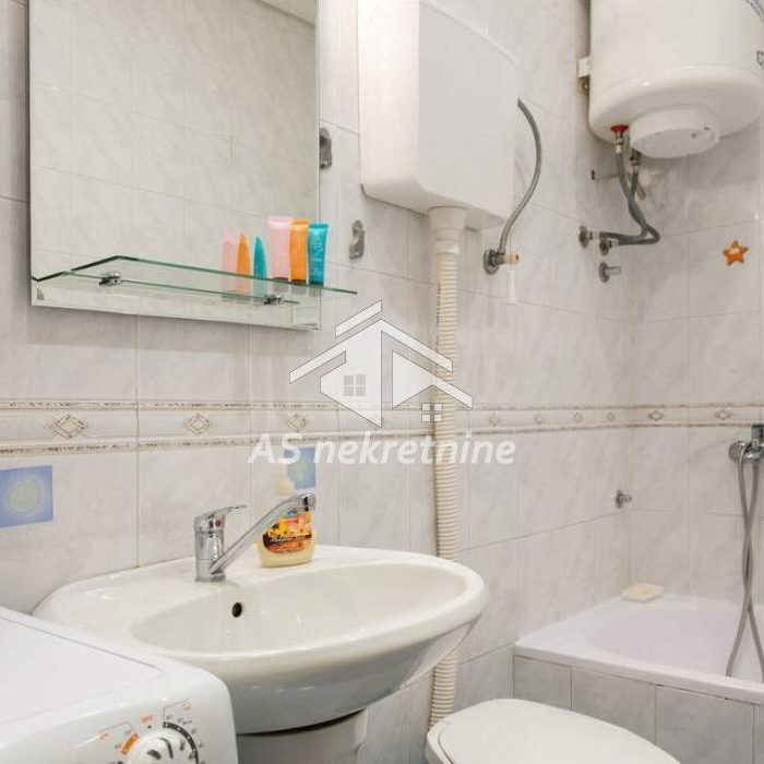 Stan Izdavanje Beograd Đeram Pijaca 46 m2