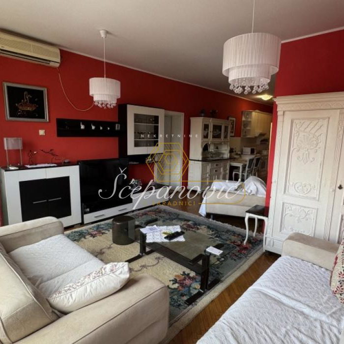 Stan Prodaja Novi Sad  120 m2