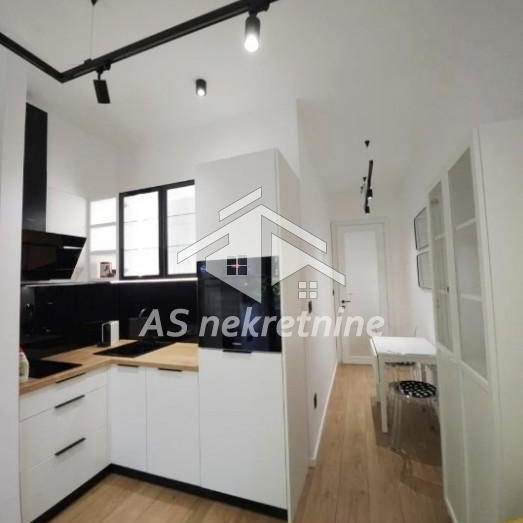 Dvosoban stan za izdavanje, Cara Dušana, Beograd, 33m², 800 €/mes