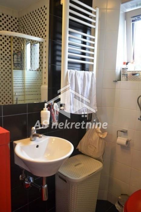 Dvosoban stan za izdavanje, Kalenić Pijaca, Beograd, 50m², 1.000 €/mes