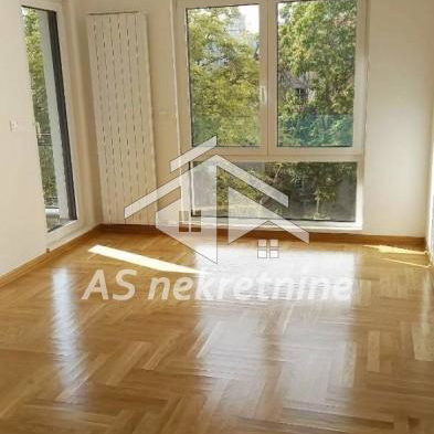 Stan Izdavanje Beograd Kalenić Pijaca 65 m2