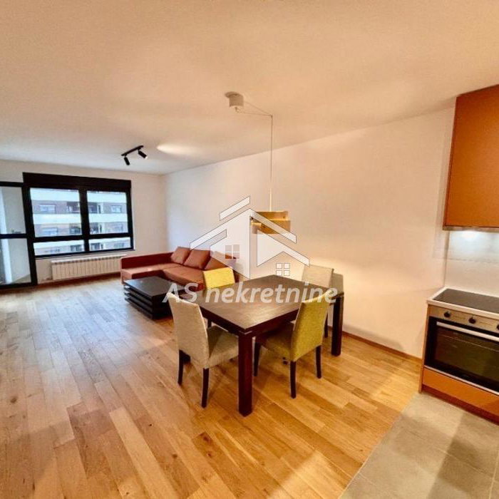 Stan Izdavanje Beograd Hala Pionir 60 m2