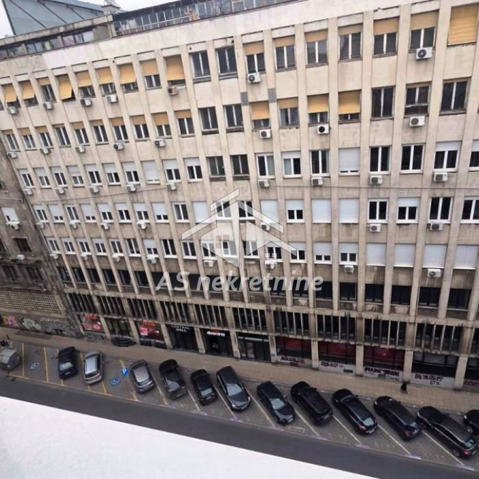 Trosoban stan za izdavanje, Skupština, Beograd, 65m², 900 €/mes