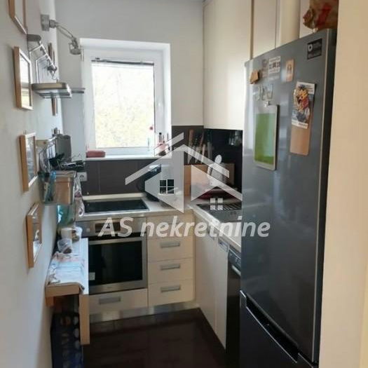 Stan Izdavanje Beograd Kalenić Pijaca 50 m2